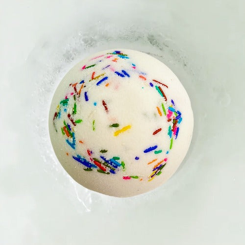 CONFETTI CAKE BOMB